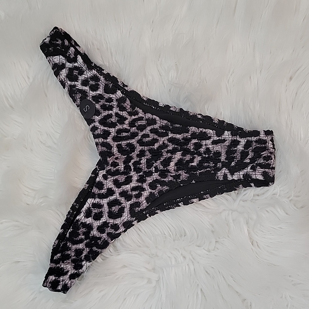 Leopard Print Bikini Set - Picture 4 of 7
